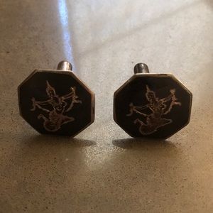 Vintage sterling silver cuff links.